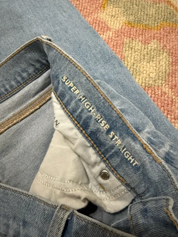 American Eagle Stretch Super High Rise Straight Jean - Image 4
