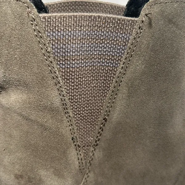 TOMS Women's Esme Desert Taupe Suede Chelsea Boot Size 8. 2.5” heel size - Image 12