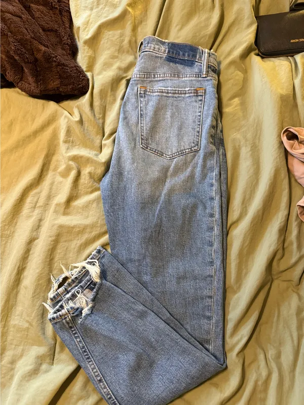 Abercrombie High-Rise Jeans - Image 2