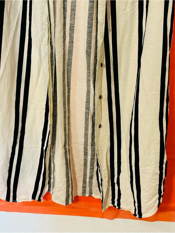 H&M Black & Cream Sleeveless Button-Front Striped Maxi Dress - Image 9