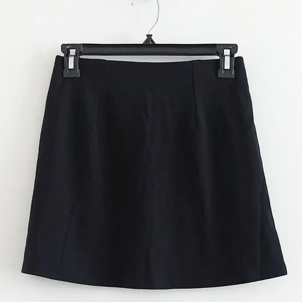 American Eagle Black Pull-On Low Rise Mini Skort Skirt w/ Shorts Size XS - Image 3