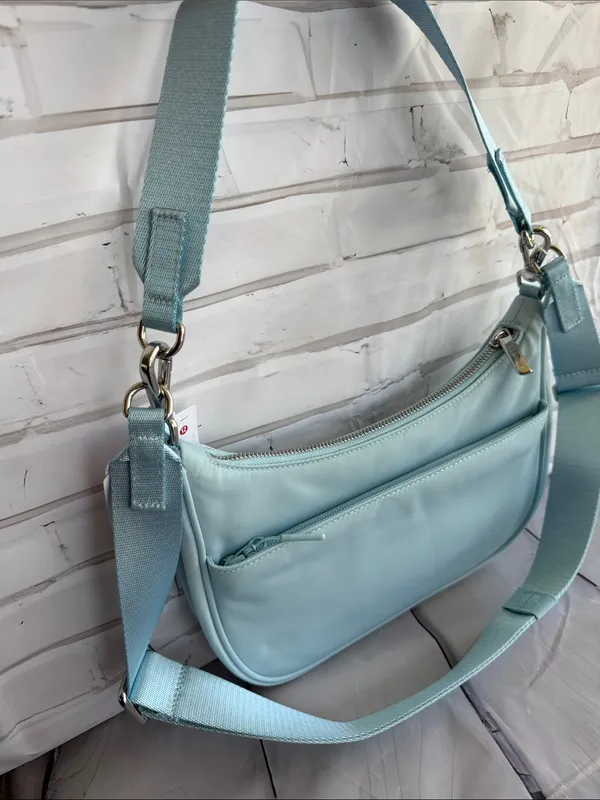 lululemon athletica City Essentials Small Shoulder Bag in Foam and Silver - Image 10