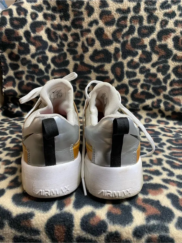 Nike Air Max White & Gold Sneakers - Image 6