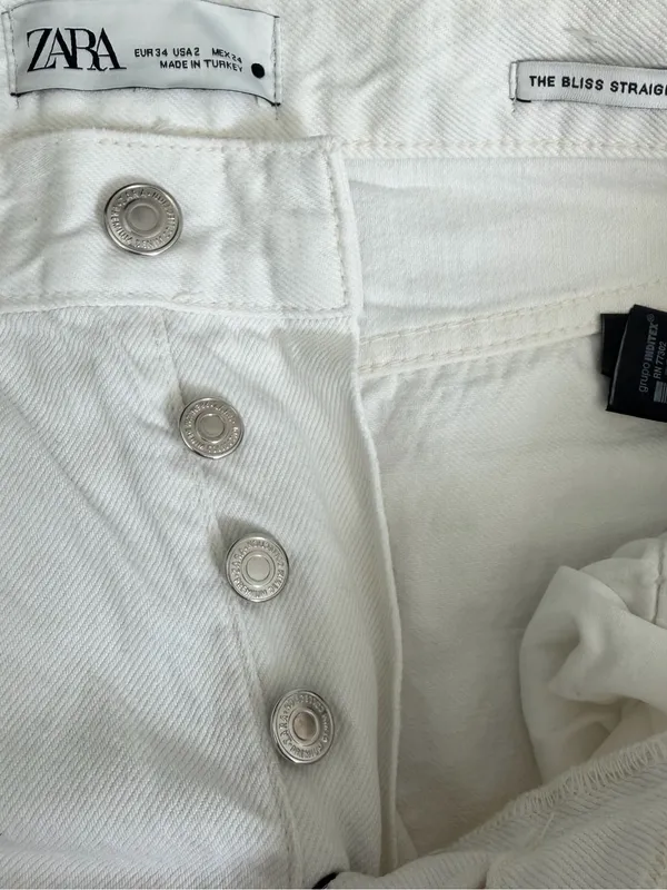Zara The Bliss Straight Jeans Size 2 Color White Distressed Y2k - Image 3