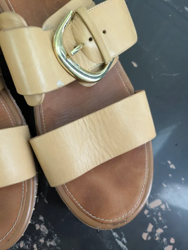 Fitflop Leather Buckle Slides Size 9 - Image 2