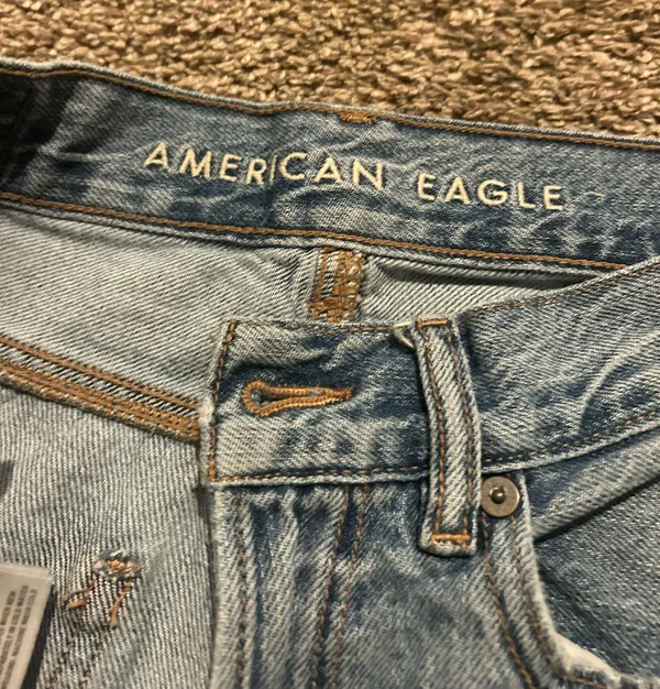 American Eagle Jeans - Image 3