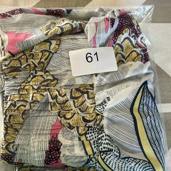 TCEC High Waist Pink and White Shorts with Artistic Flair - Image 6