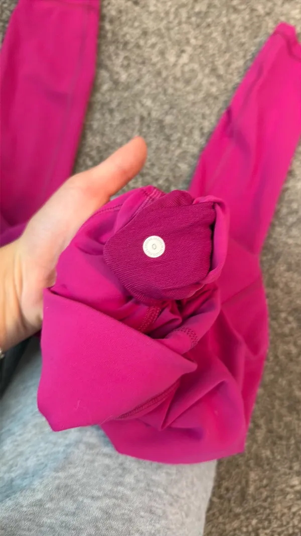 Raspberry Lululemon Leggings Align 25" - Image 3