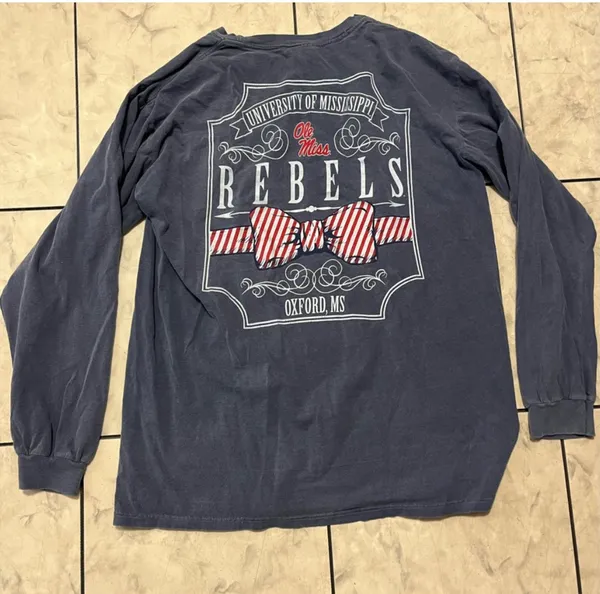 University of Mississippi Ole Miss Rebels Women’s Long Sleeve Shirt M - Image 2