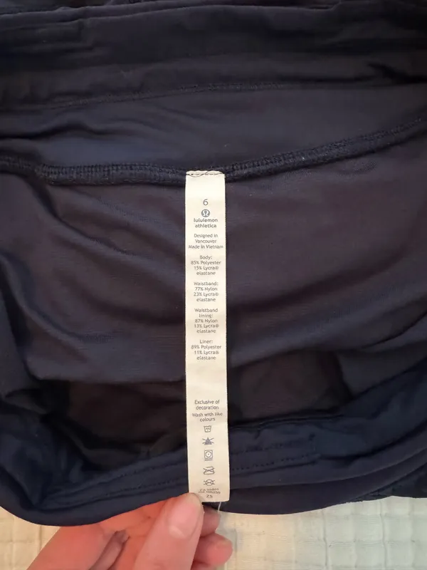 Lululemon Final Lap Shorts 2.5" - Image 4