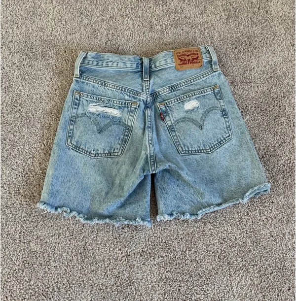 Levi’s shorts  - Image 3