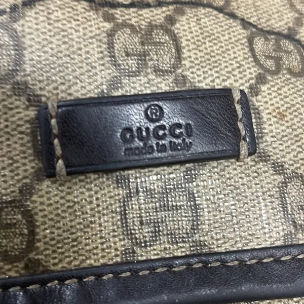 Vintage Gucci GG Supreme Monogram Small Crossbody Flap Bag serial #223666 - Image 6