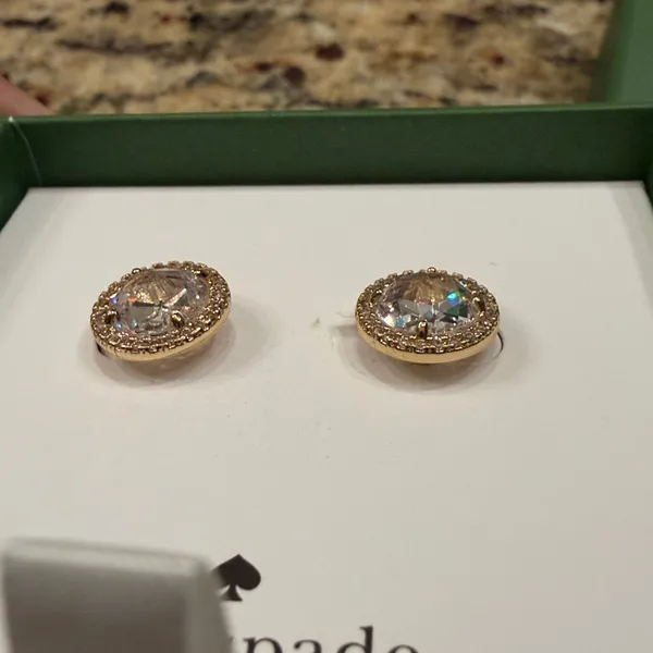 Kate Spade Bright Ideas Gold/CZ Stud Earrings New in Box - Image 3