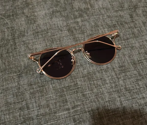 Sunglasses Gold - Image 4