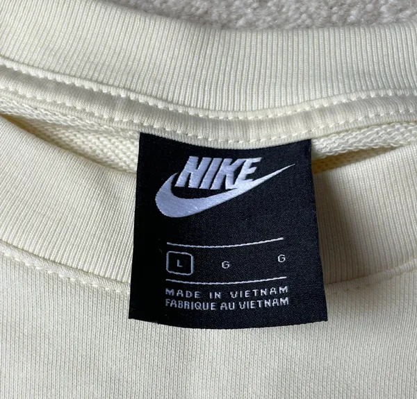 Nike Cropped Sweater - Image 4