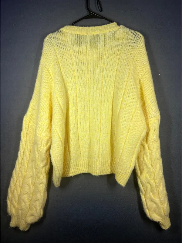 Chunky Knit Sweater XL Pastel Yellow Slouchy Cropped Cozy Cottagecore Pullover - Image 2