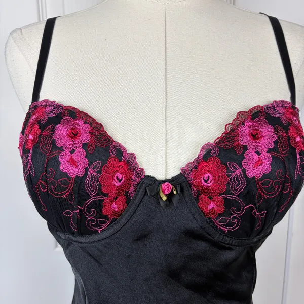 Apt. 9 black and pink floral embroidered nightie - Image 3