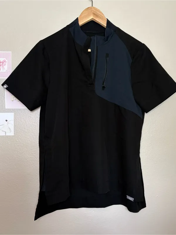 FIGS Technical Collection Quarter-Zip Scrub Top women’s unisex small black - Image 2