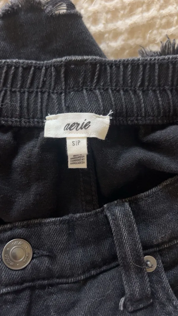 Aerie Black Denim Shorts - Image 4