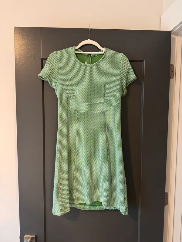 Lesley Evers Green Dress - Image 2