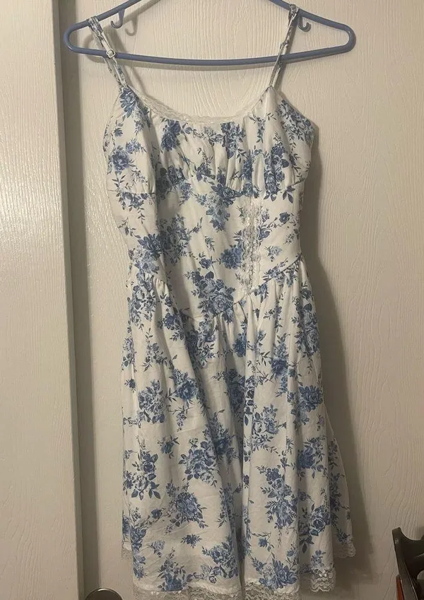 Aeropostale Blue and White Sleeveless Midi Sundress - Image 5