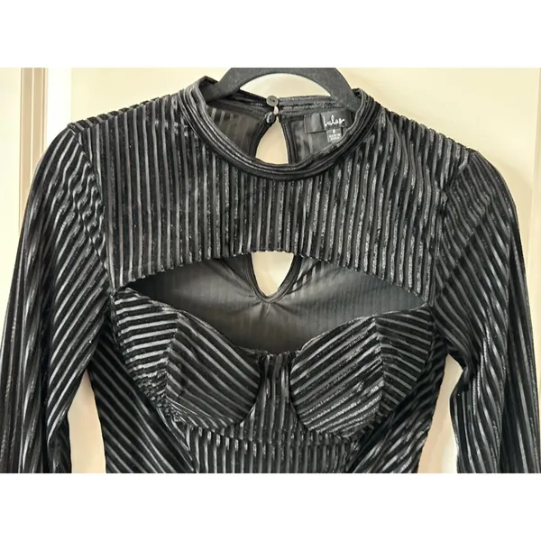 Lulus Black Cat Woman Cutout Padded Velour Striped Going Out Bodysuit Women's Sz - Image 7