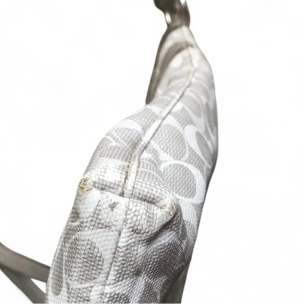 Coach Gray and White Crossbody Bag with Animal Print - Image 5