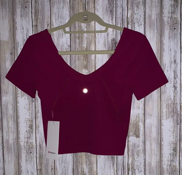 Lululemon Align Tee Size 6 Magenta - Image 2