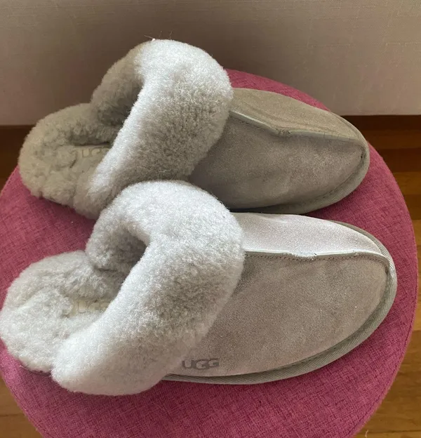 UGG Slippers - Image 6