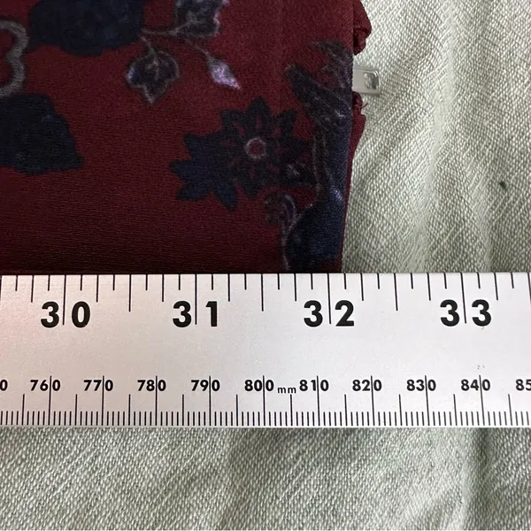 Urban Outfitters Women’s Burgundy Patterned Pull On Pants Size M NWT - Image 9