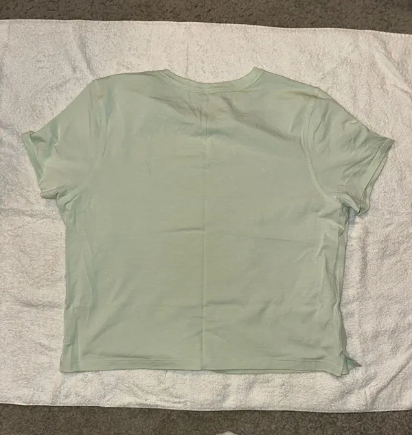 Lululemon Classic Fit Cotton Blend T-shirt - Image 3