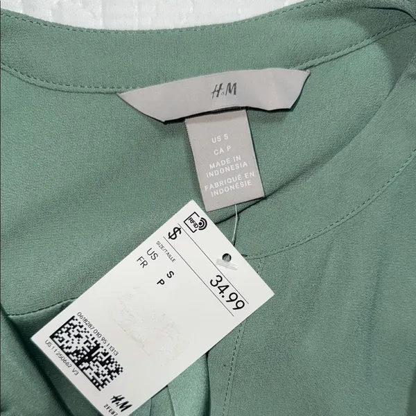 H&M Elegant Green Dress - Image 5
