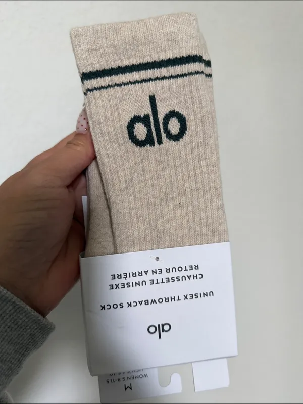 ALO unisex throwback sock size M - Image 2