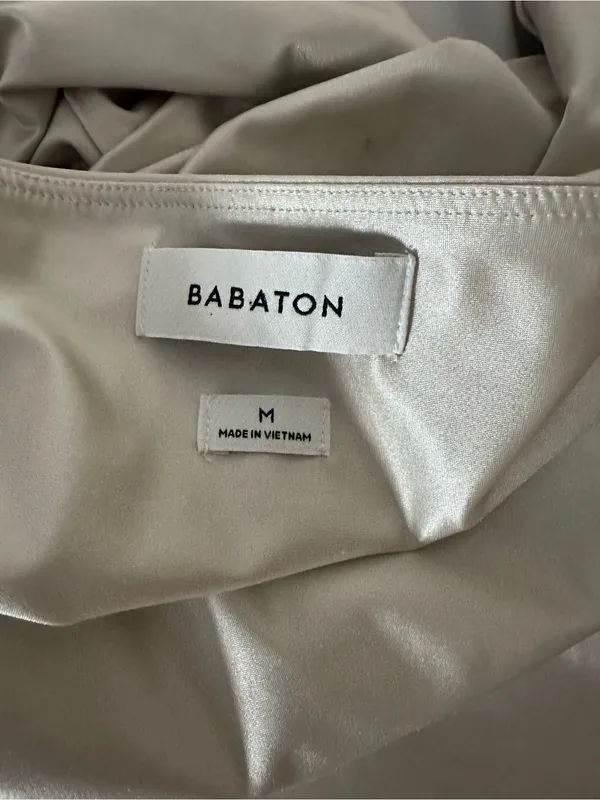 Babaton Satin-Look Square-Neck Long-Sleeve Bodysuit in Ivory - Image 5