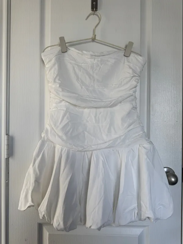 Princess Polly Strapless Bubble Hem Mini Dress White - Image 4