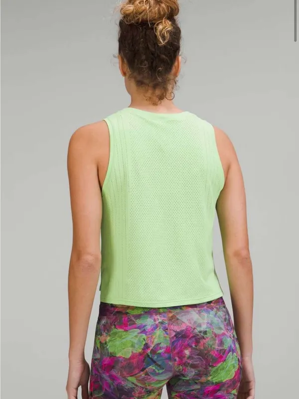 Lululemon Train to be tank top scream green light yoga Pilates gym activewear 10 - Image 2