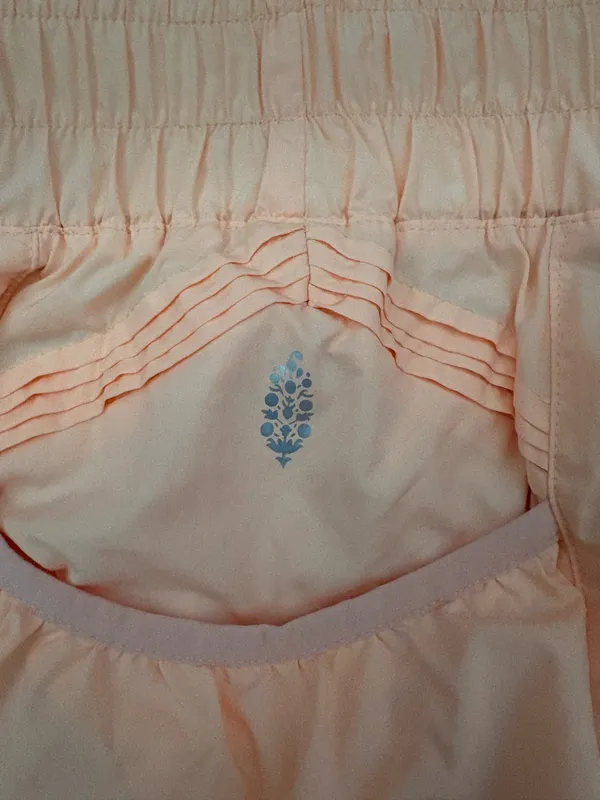 Free People Get Your On Flirt Shorts Coral - Image 5