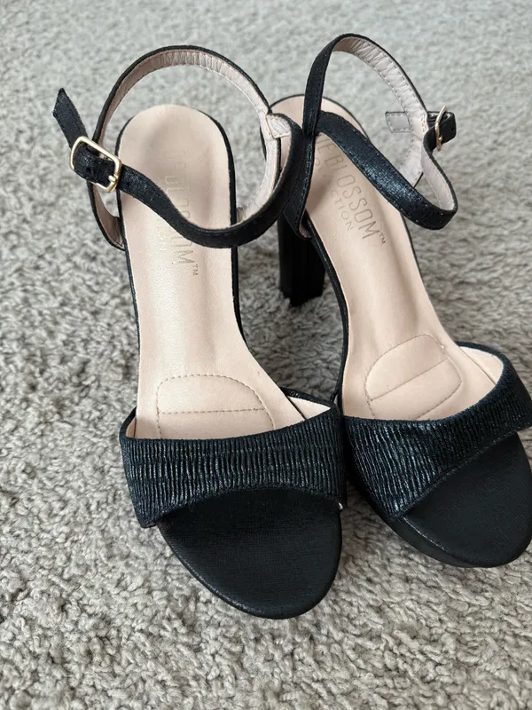 Black/Dark Blue Ankle-Strap Block Heels - Image 2