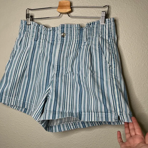 striped paper bag waist mom shorts size 14 - Image 3