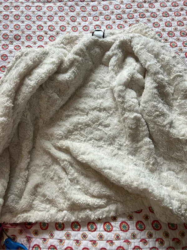 The North Face Ivory Winter Jacket size small - Image 7