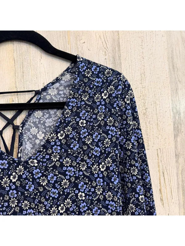 Women's XL Dress Floral Long Sleeve Babydoll Dress (fits smaller) - Image 6