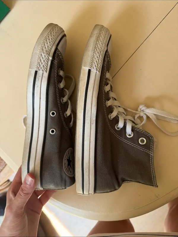 Gray converse - Image 4