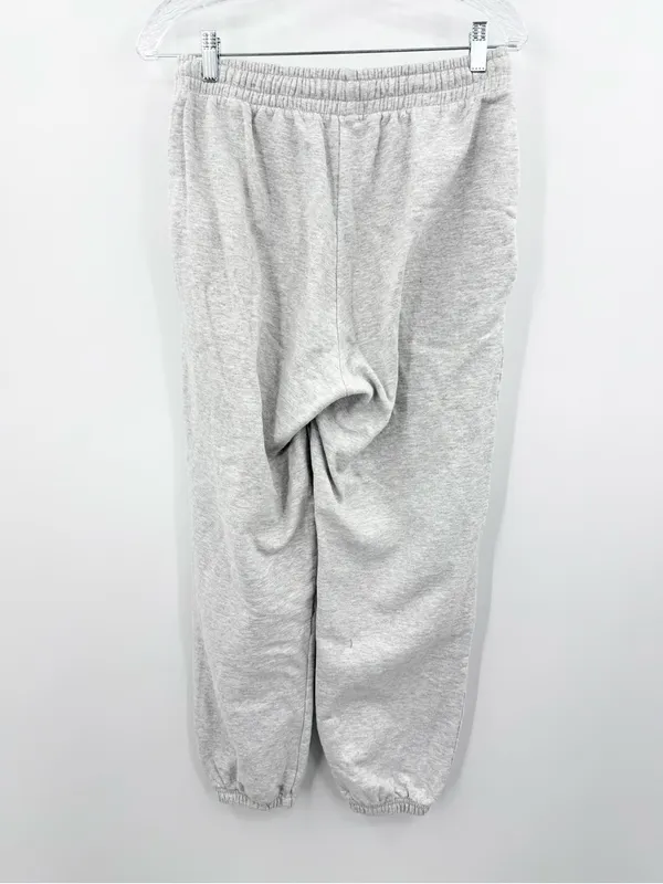 The Bar Women's Light Gray‎ Sweatpants Maroon Logo Size Small - Image 4