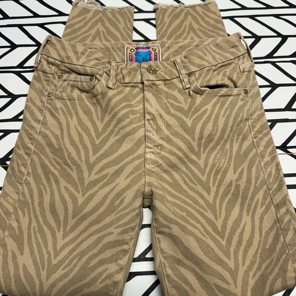 Mother The Looker Ankle Fray in Sweet Stripes size 27 - Image 5