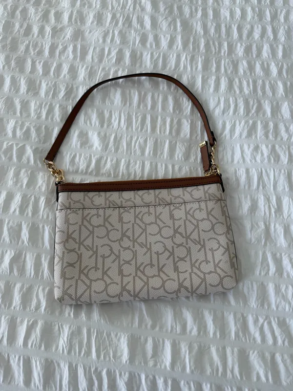 Calvin Klein Shoulder Bag - Image 2