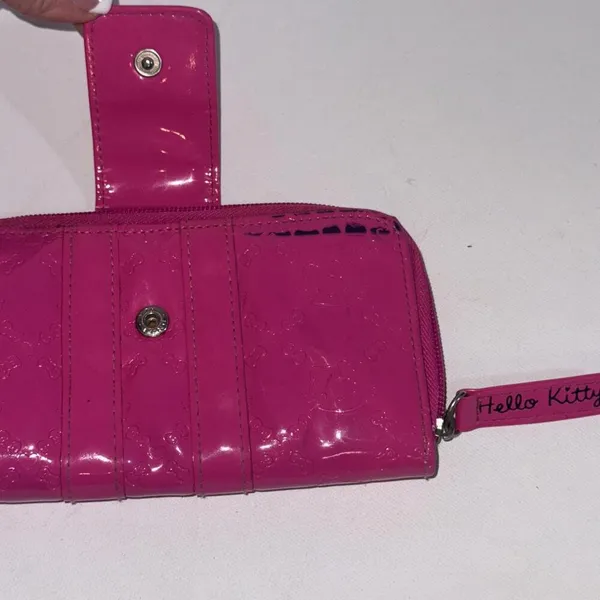 Hello Kitty Vintage Y2K 2009 Loungefly‎ Wallet Pink Patent Leather Collectible - Image 11