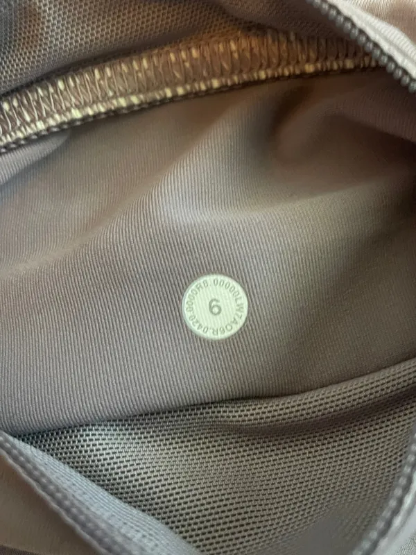 Lululemon Shorts 3” - Image 3