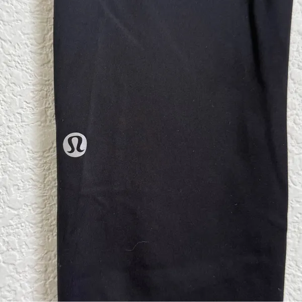 LULULEMON Athletica Fast And Free 7/8 Black Leggings Size 6 - Image 11