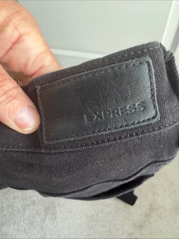 Express Black High-Rise Women's Distressed Jeans - Image 6