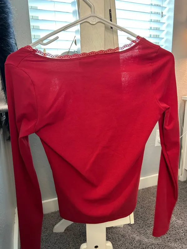 Edikted Red Top Long Sleeve - Image 2